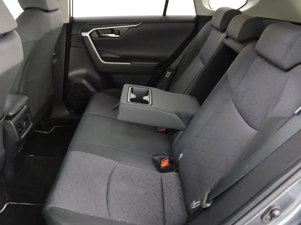 2020-toyota-rav4-25-vvt-i-design-215bhp-big-24