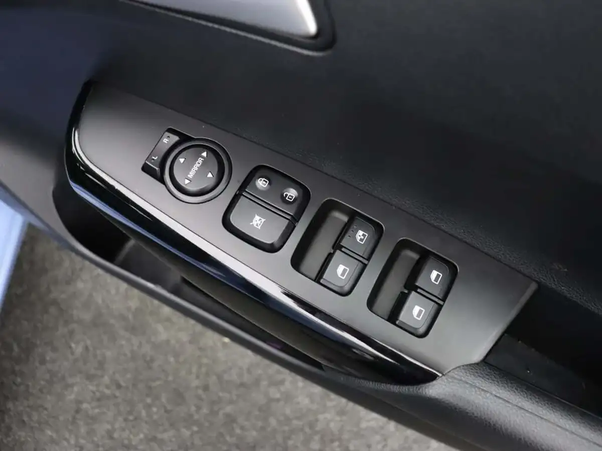 2020-kia-picanto-125-2-big-22