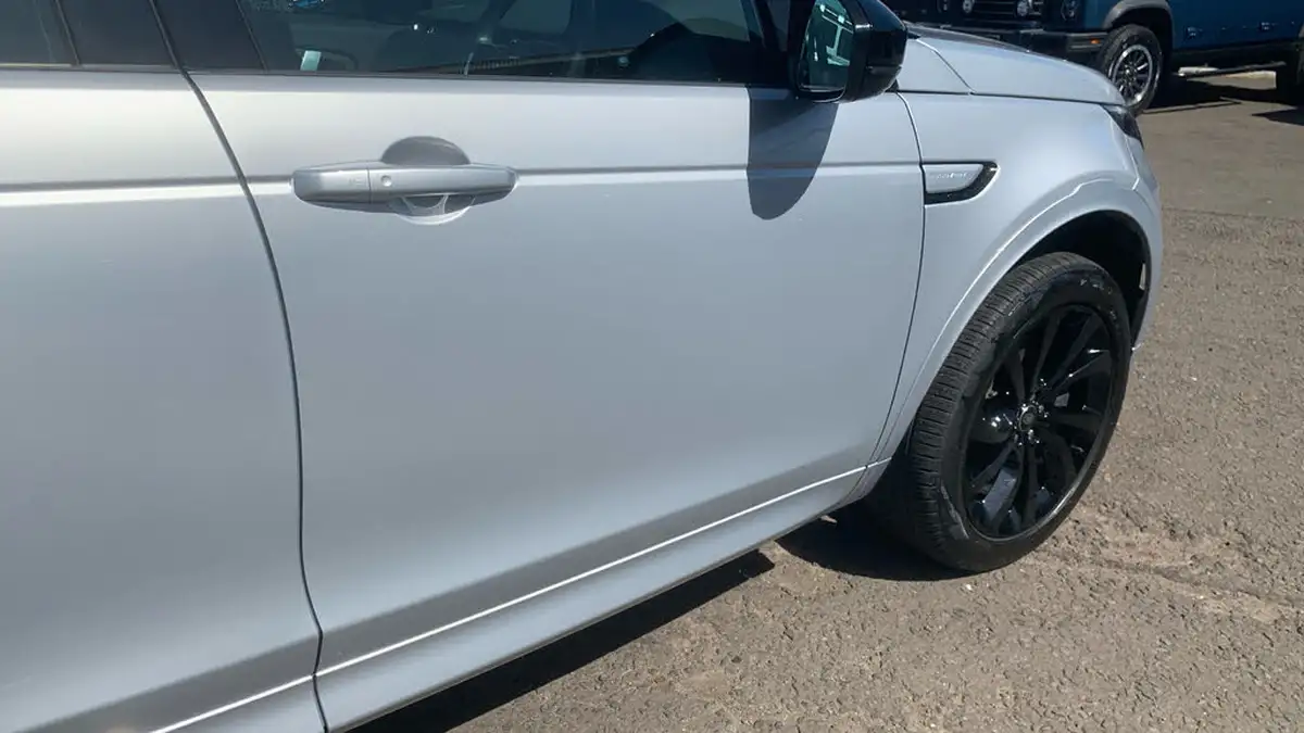 2022-land-rover-discovery-sport-20-d200-urban-edition-big-10