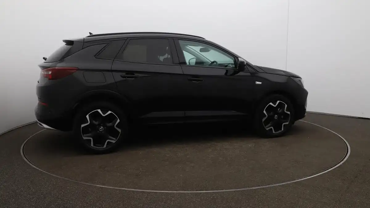 2024-vauxhall-grandland-12-ultimate-130ps-auto-big-49