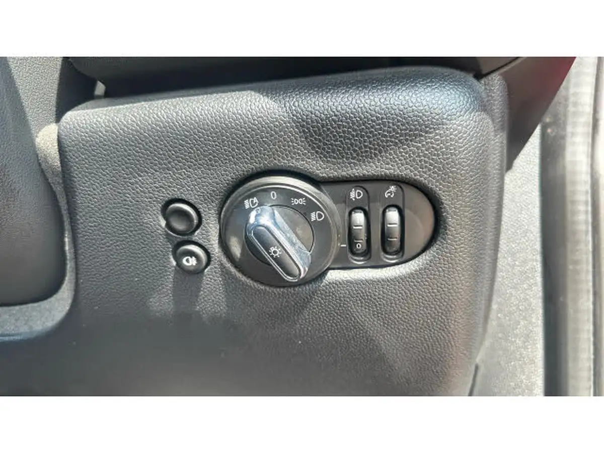 2022-mini-cooper-15-cooper-exclusive-premium-hatchback-3d-auto-big-29