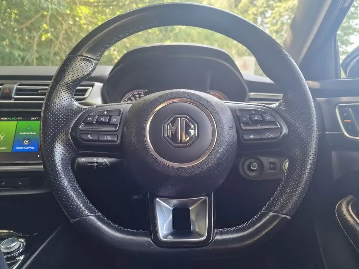 2021-mg-mg5-e-exclusive-ev-big-24