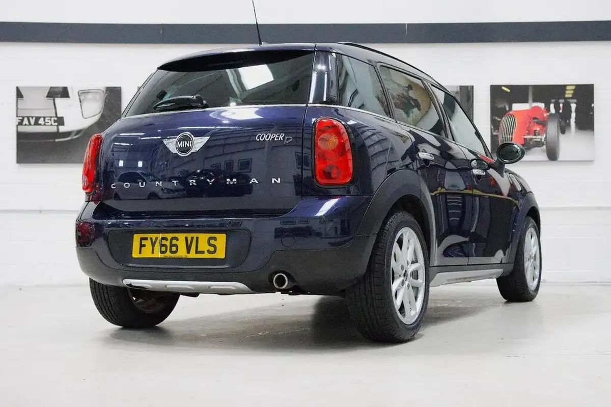 2016-mini-countryman-16td-cooper-d-ss-big-2