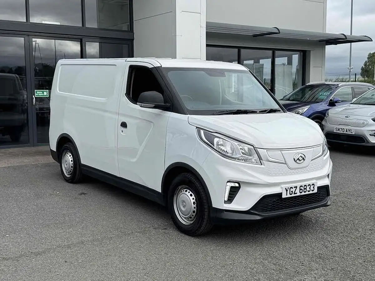 2021-maxus-e-deliver-3-e-l2h1-525kwh-platform-cab-big-39