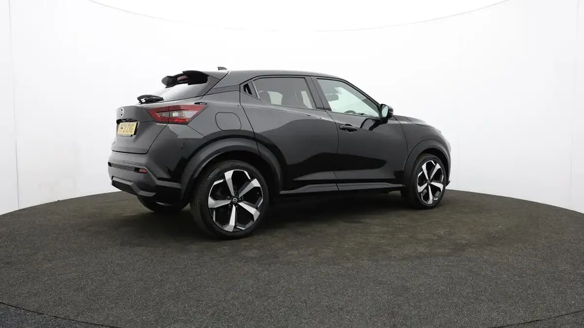 2021-nissan-juke-10-dig-t-tekna-big-35