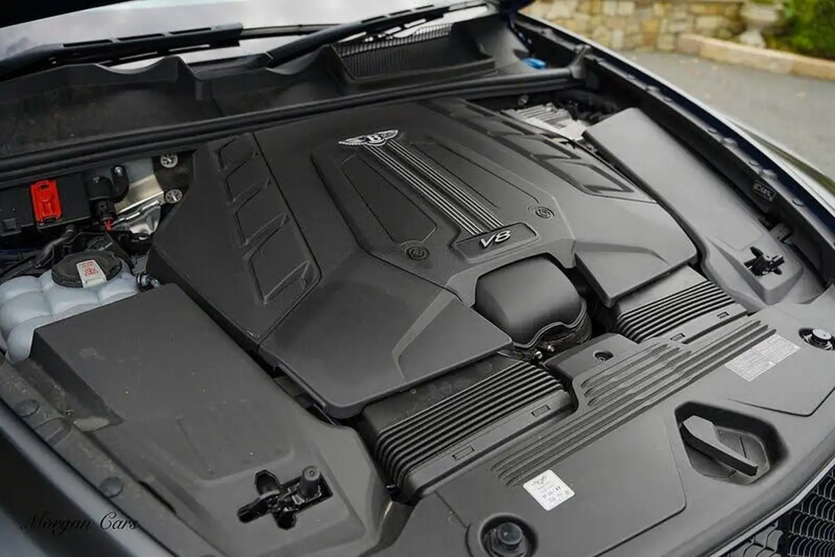 2024-bentley-bentayga-40-v8-s-big-66