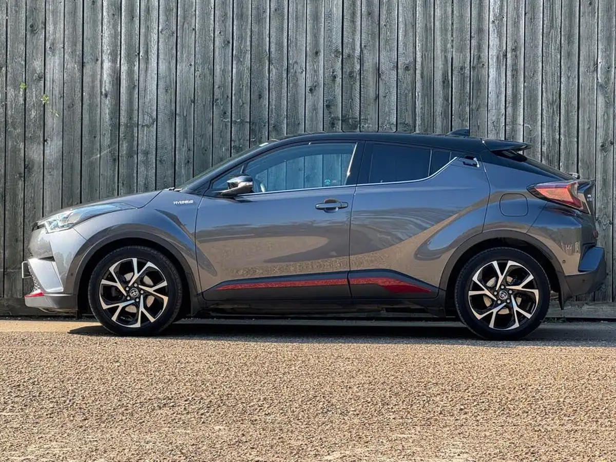2018-toyota-c-hr-18-vvt-i-dynamic-big-14