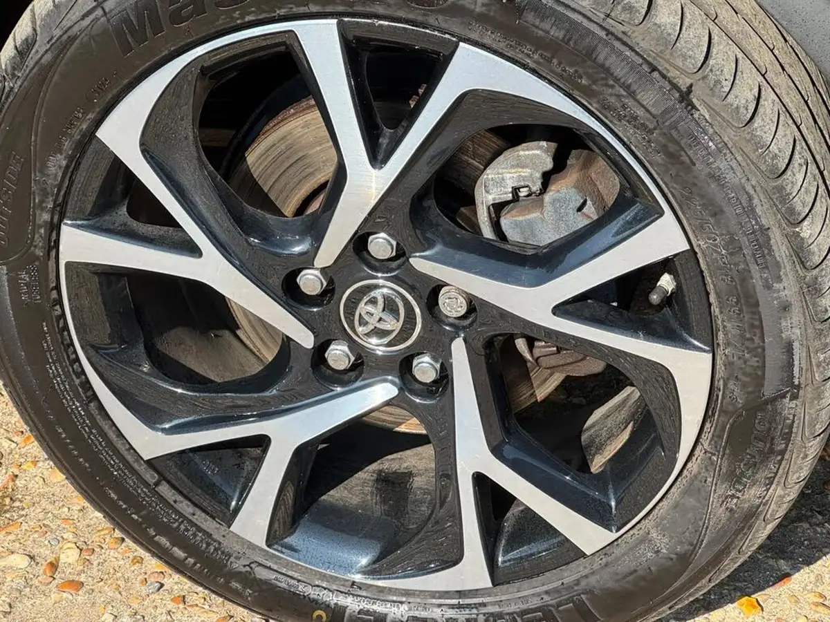 2018-toyota-c-hr-18-vvt-i-dynamic-big-38