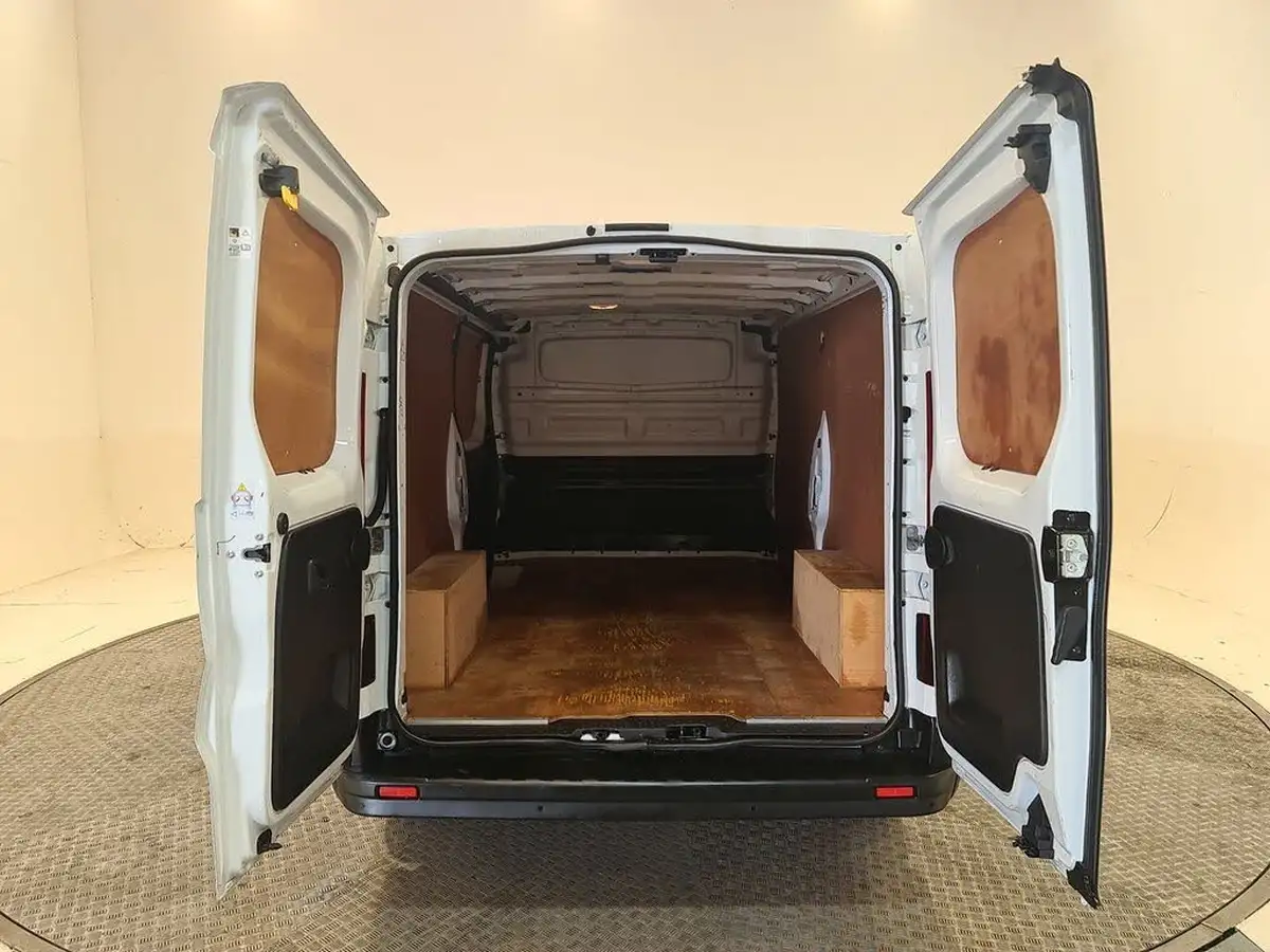 2021-renault-trafic-20dci-ll30-energy-120-business-panel-big-22