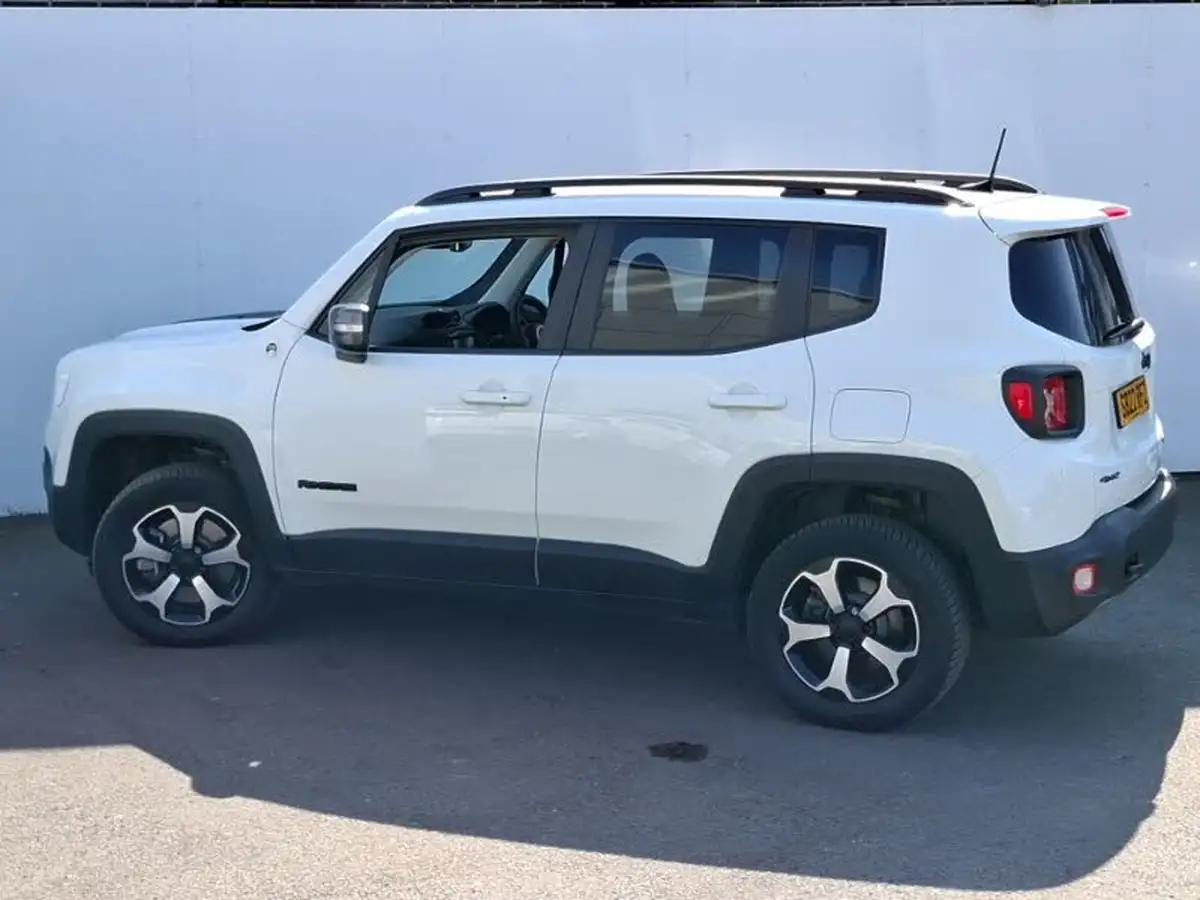 2022-jeep-renegade-13-gse-trailhawk-big-3