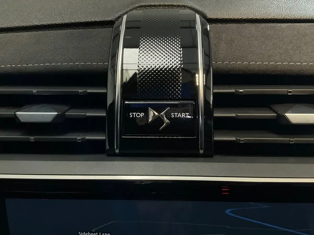 2019-ds-ds-7-crossback-20bluehdi-performance-line-big-51