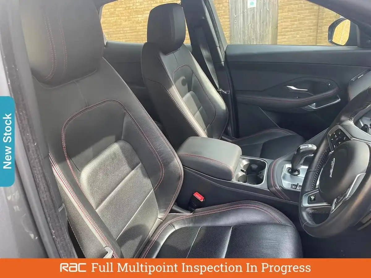 2019-jaguar-e-pace-20-i4d-chequered-flag-180ps-big-2