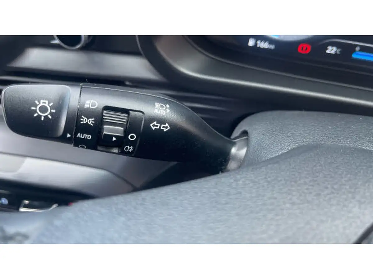 2025-hyundai-bayon-10-t-gdi-premium-100ps-7dct-big-30