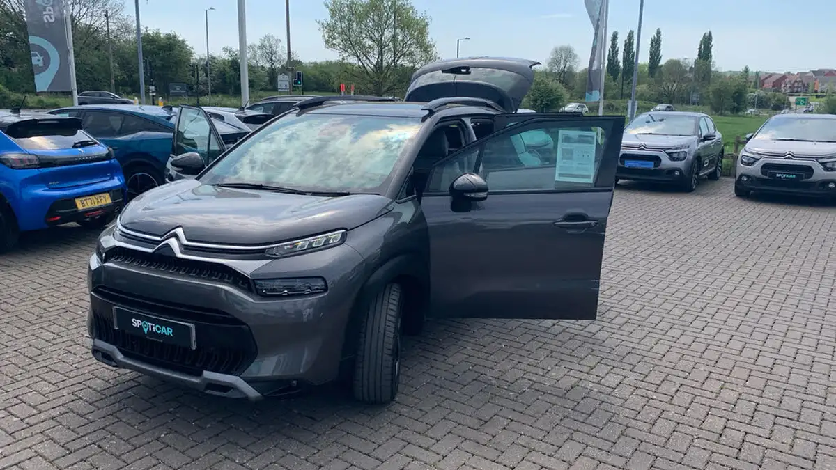 2022-citroen-c3-aircross-12-puretech-shine-plus-130ps-eat6-big-27
