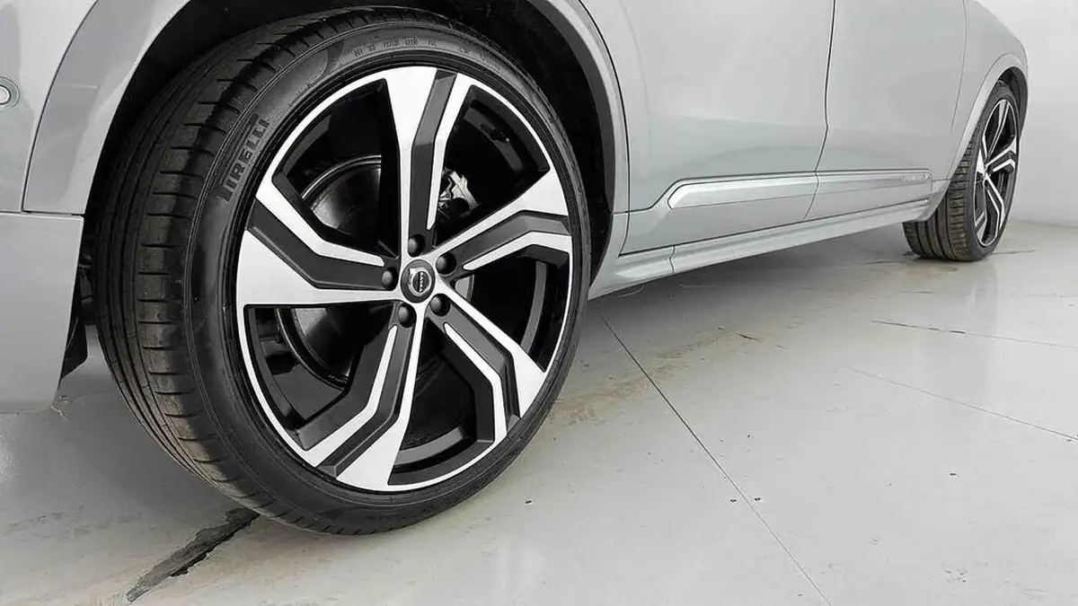 2024-volvo-xc90-20-t8-ultimate-dark-big-29