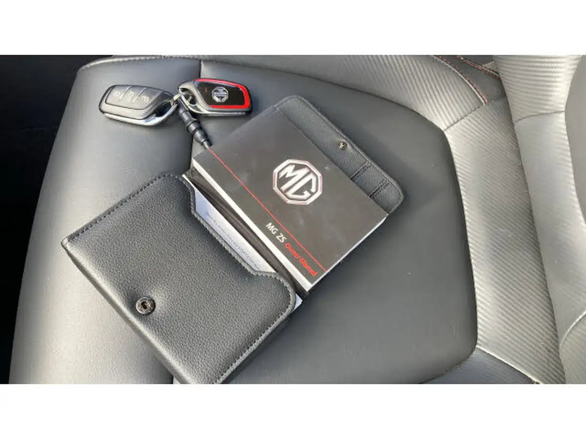 2022-mg-zs-suv-10t-gdi-exclusive-auto-big-18