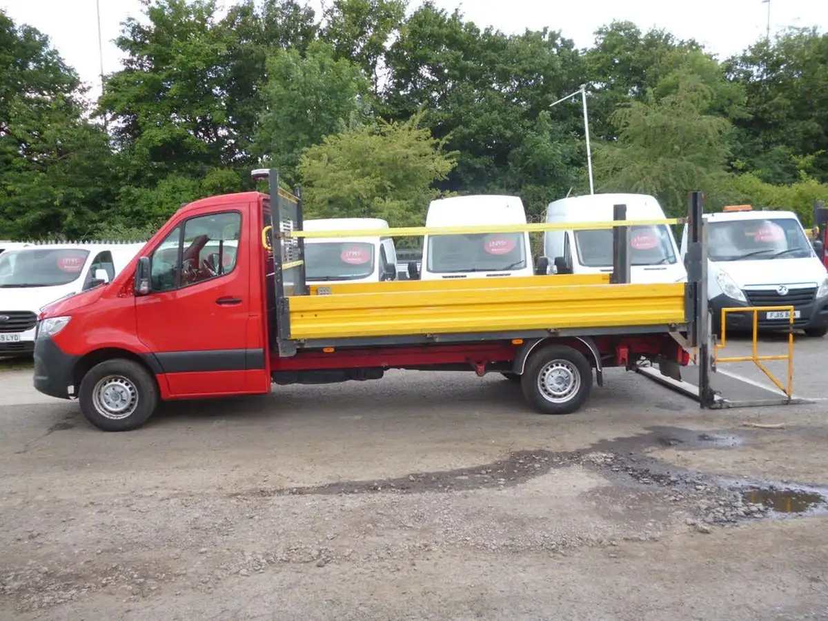 2019-mercedes-benz-sprinter-21cdi-314-l3h1-143pseu6b-chassis-cab-rwd-eco-gear-360-big-3