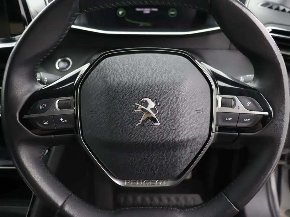 2022-peugeot-2008-suv-12-puretech-allure-premium-100bhp-big-34