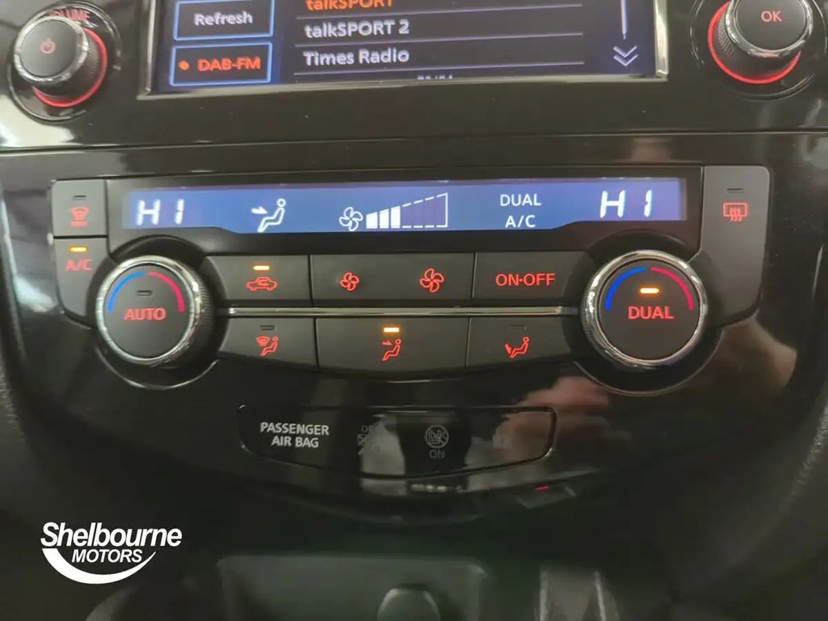 2019-nissan-qashqai-13-dig-t-acenta-premium-140ps-big-28