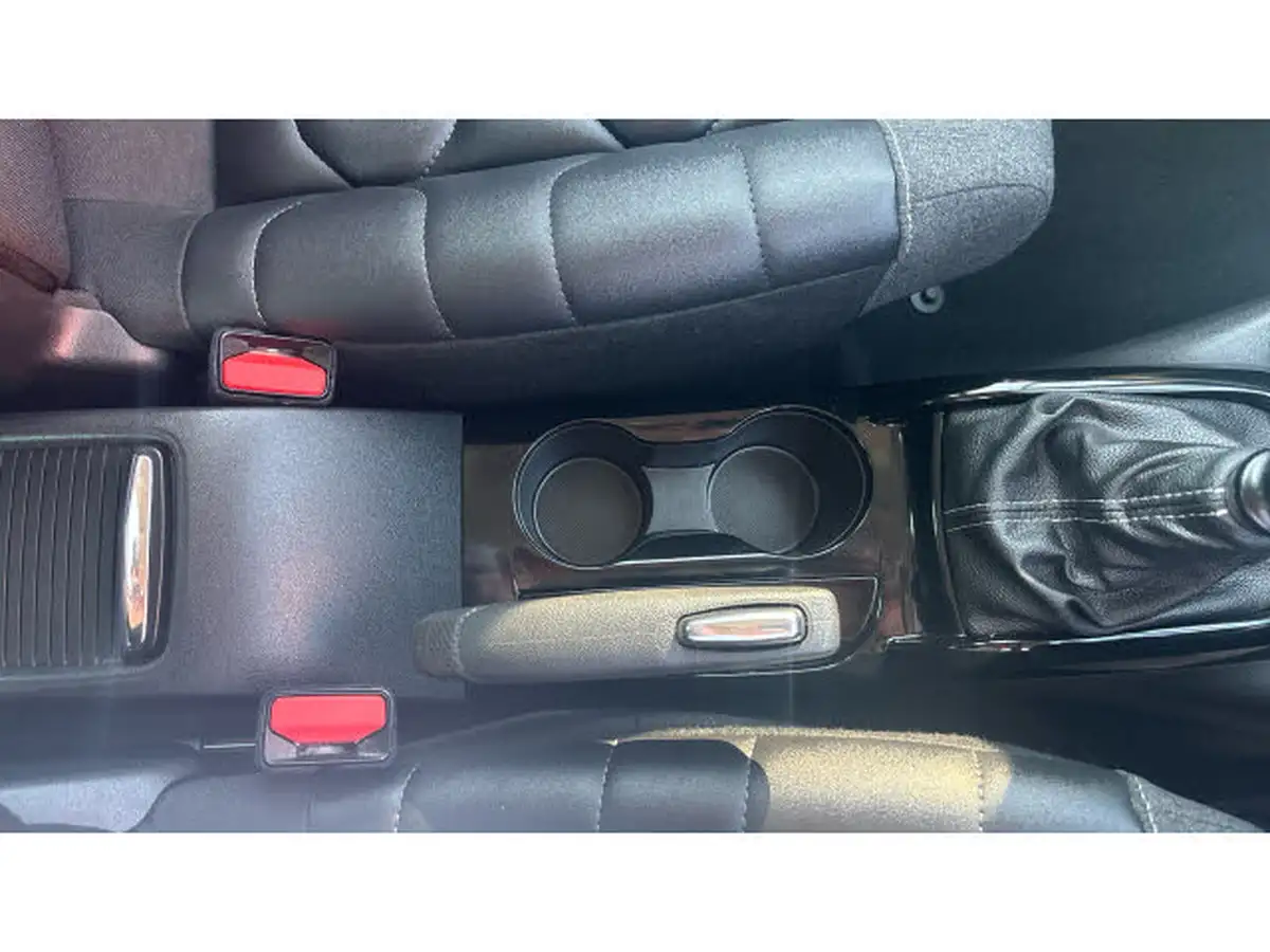 2023-citroen-c3-aircross-12-puretech-shine-plus-110ps-big-31