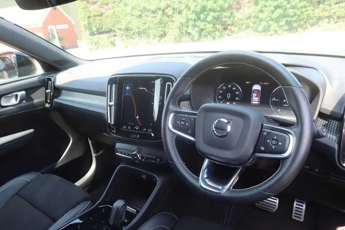 2020-volvo-xc40-15-t5-r-design-pro-plug-in-hybrid-big-4