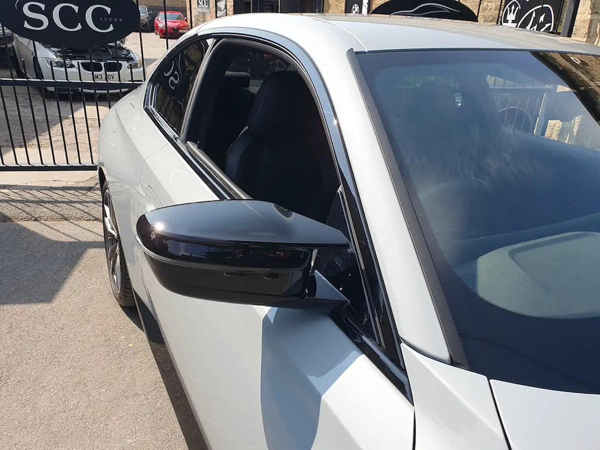 2023-bmw-2-series-30-m240i-big-21