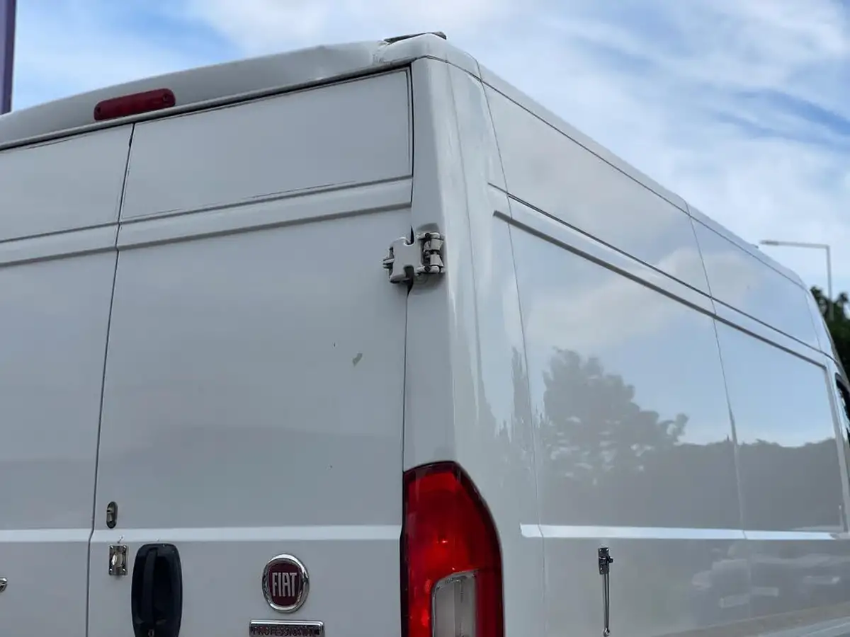 2017-fiat-ducato-20td-35-lh2-panel-big-50