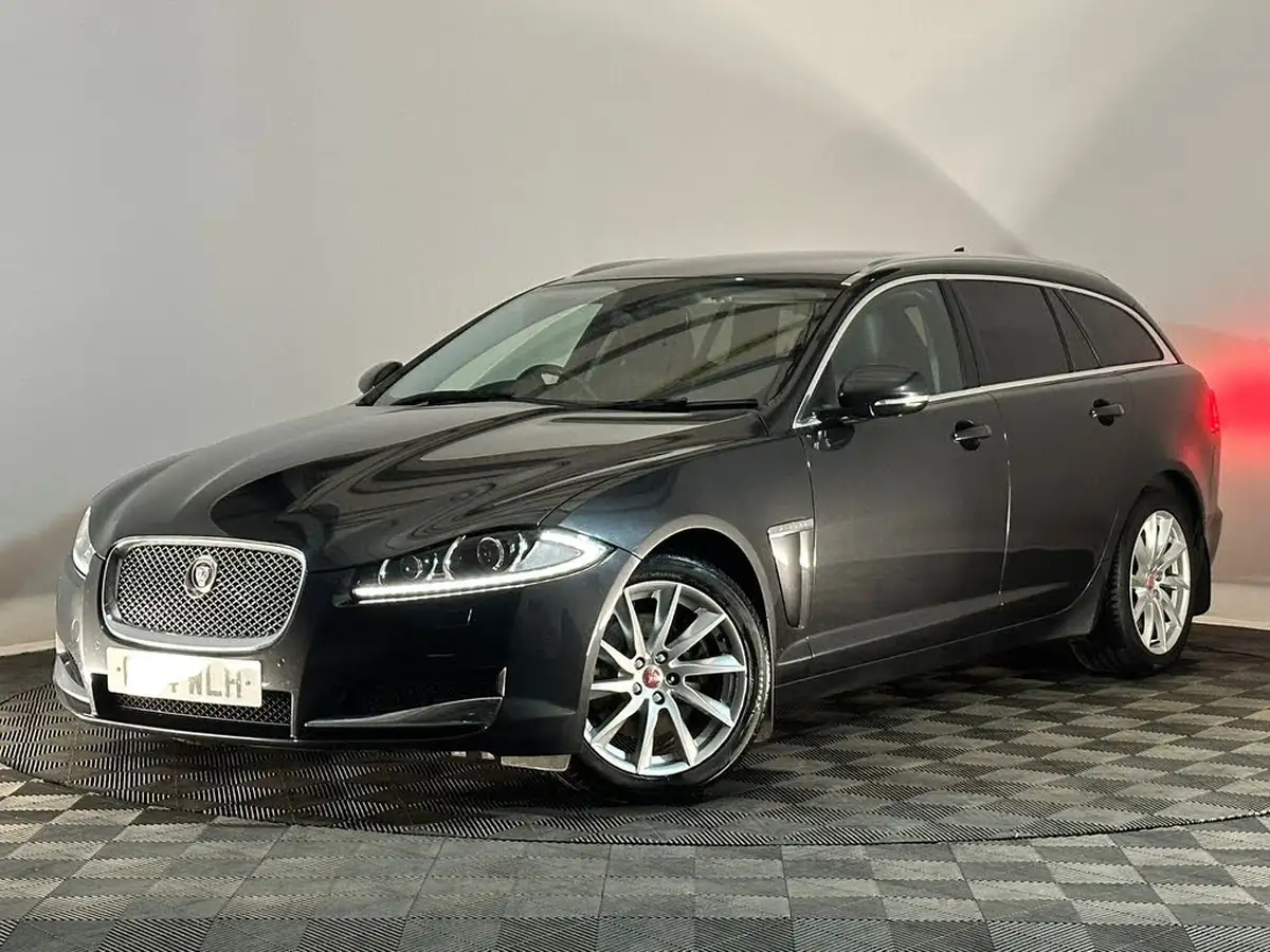 2014-jaguar-xf-22td-premium-luxury-200ps-sportbrake-5d-big-2