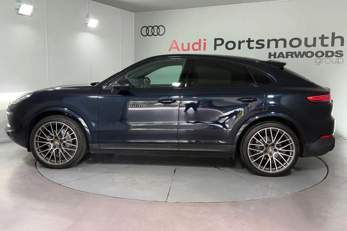 2023-porsche-cayenne-30-v6-platinum-edition-coupe-big-9