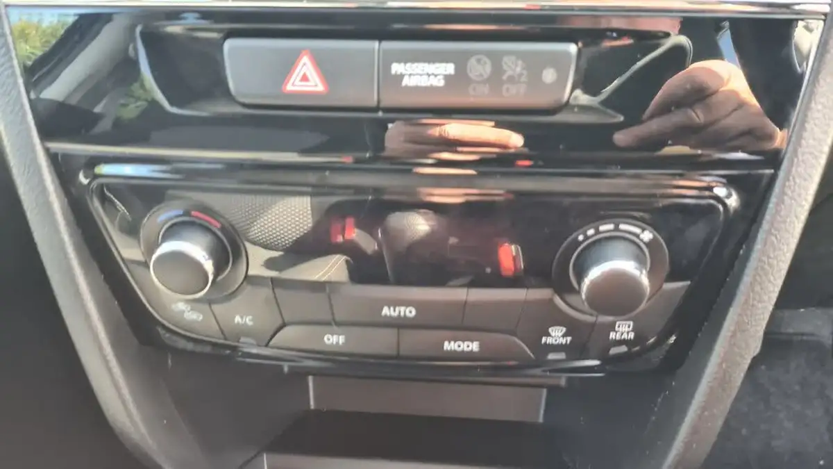 2017-suzuki-vitara-16-sz-t-big-16