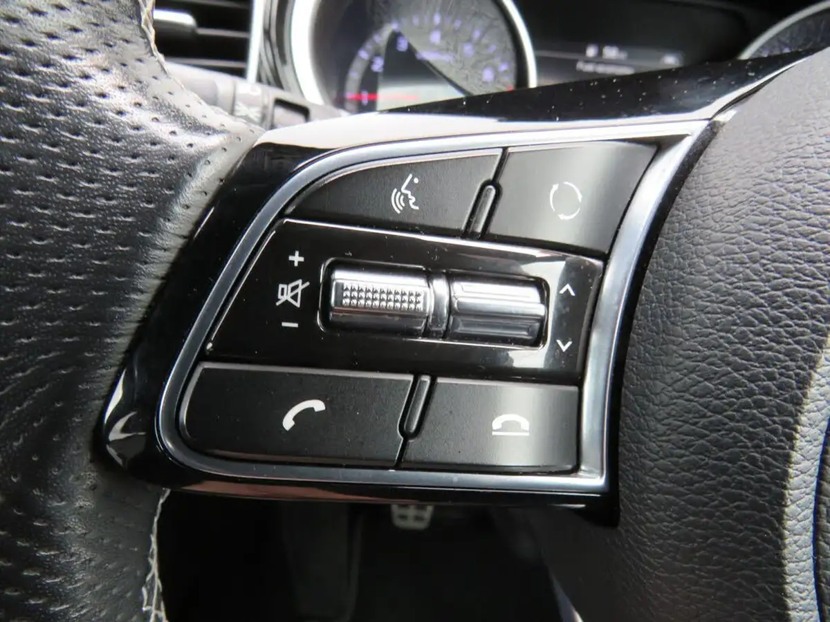 2019-kia-ceed-10-t-gdi-gt-line-big-16
