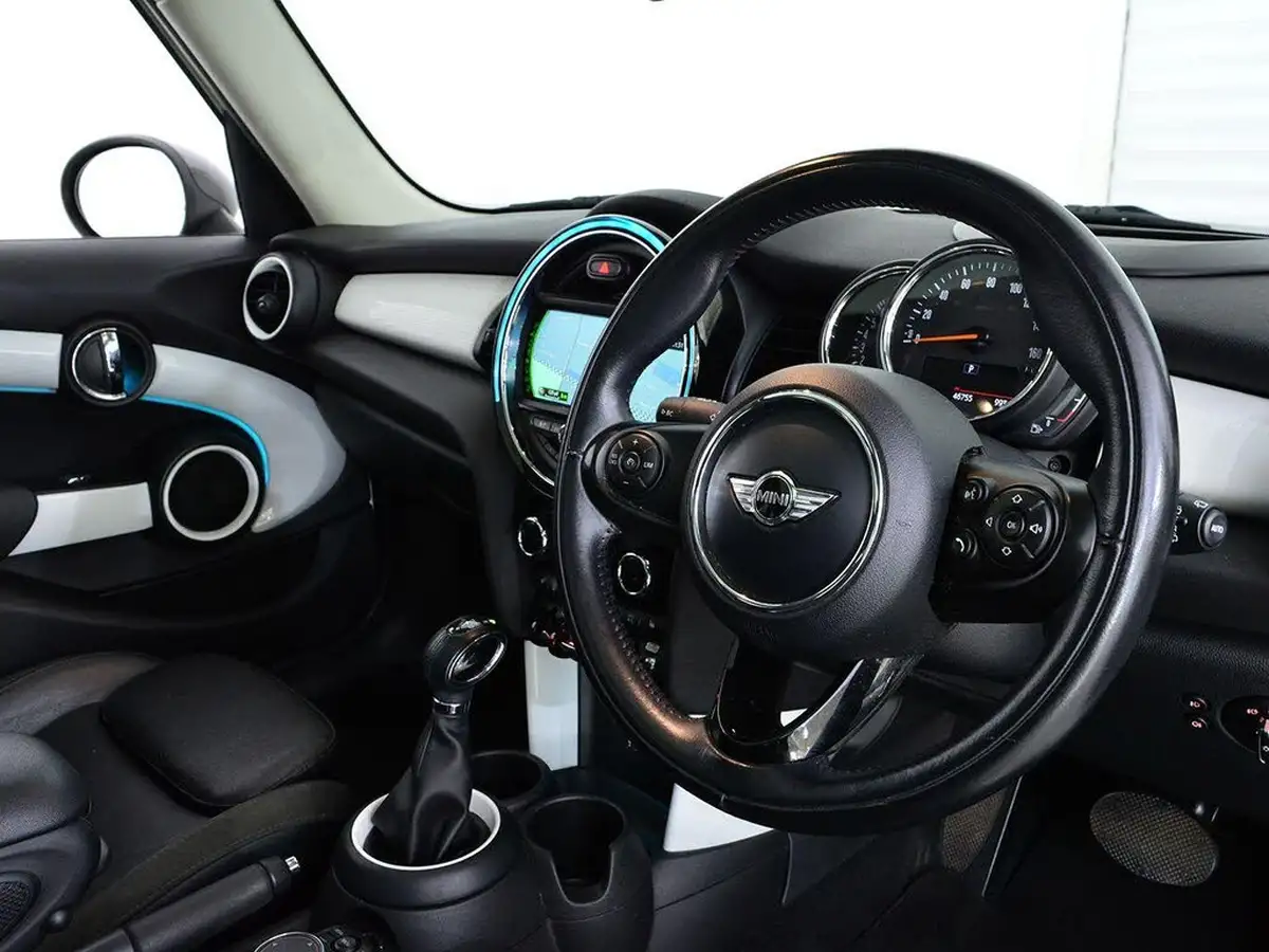 2017-mini-cooper-15-cooper-ss-hatchback-5d-auto-big-9