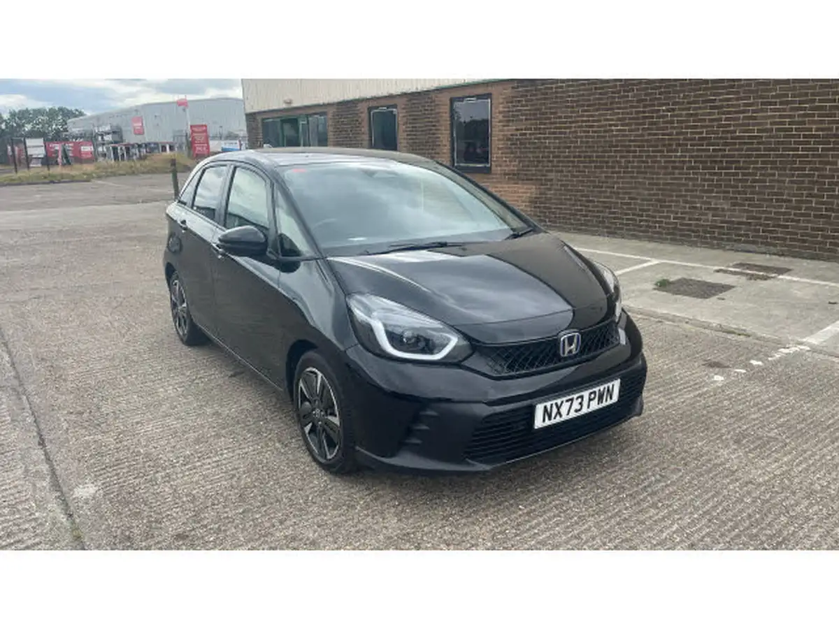 2023-honda-jazz-15-i-mmd-advance-big-34