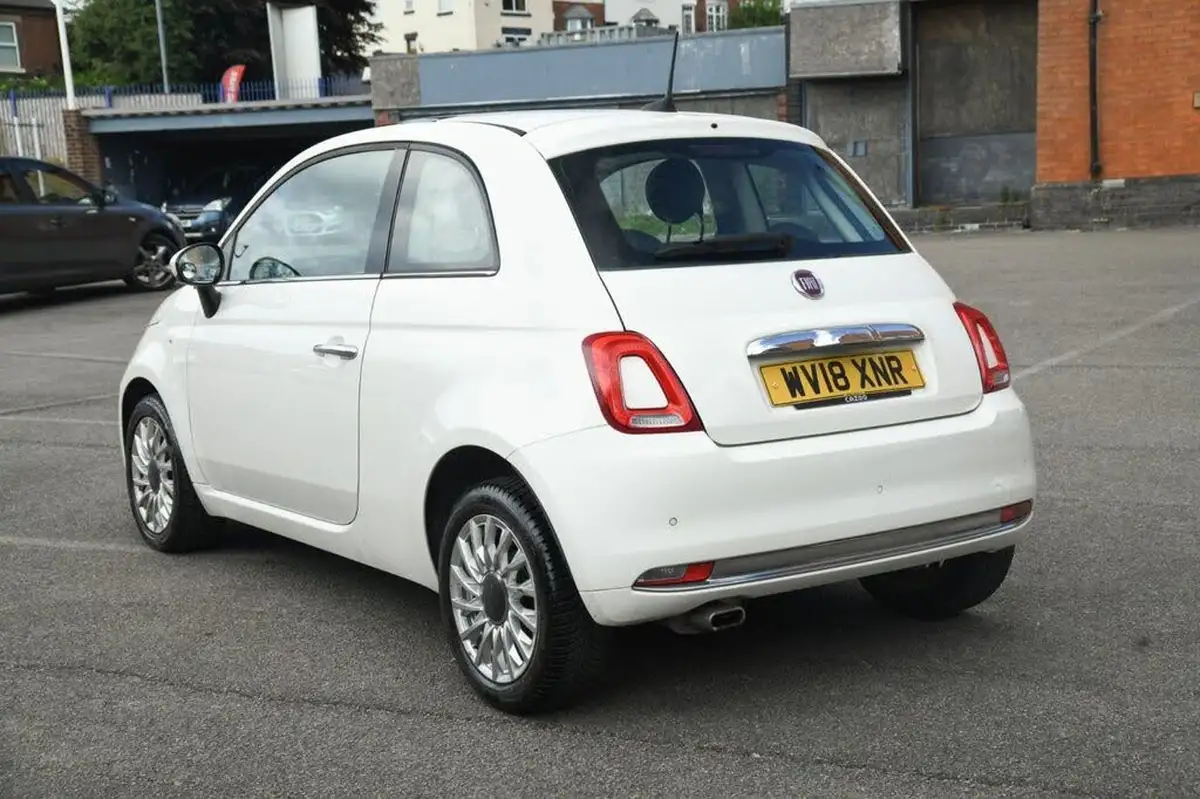2018-fiat-500-12-lounge-big-6