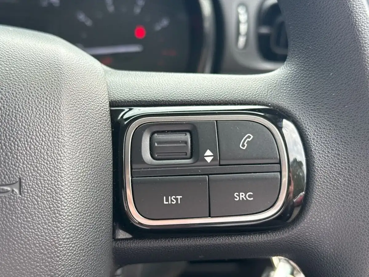 2018-citroen-c3-12-puretech-feel-82ps-big-22