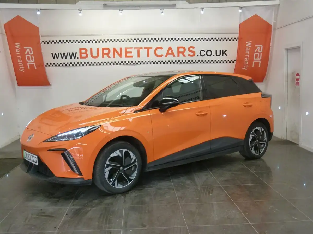 2023-mg-mg4-e-trophy-ev-203ps-long-big-1