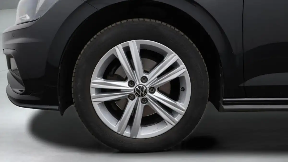2021-volkswagen-polo-10-tsi-r-line-110ps-big-18