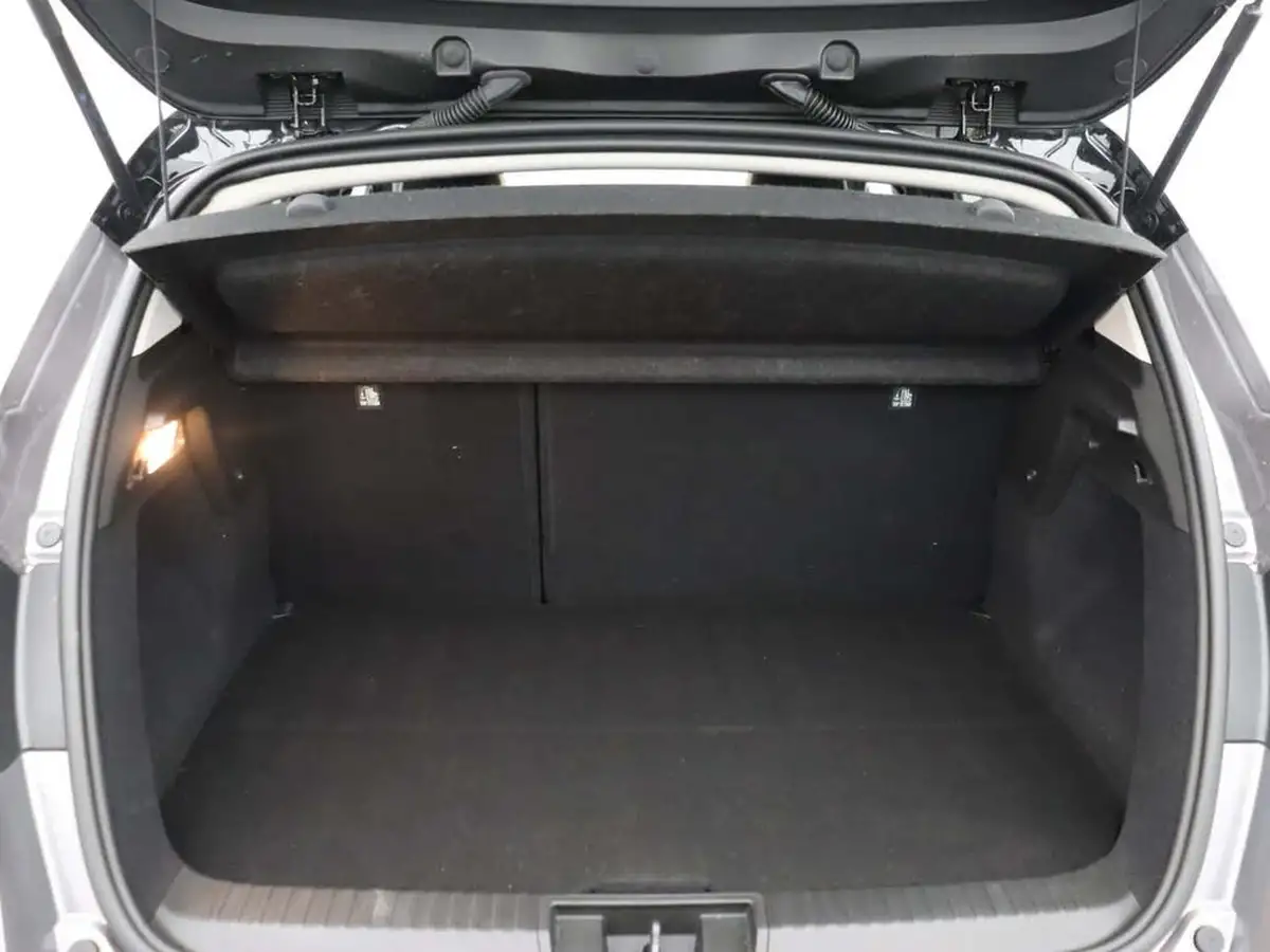 2023-renault-captur-16-techno-160ps-plug-in-big-14