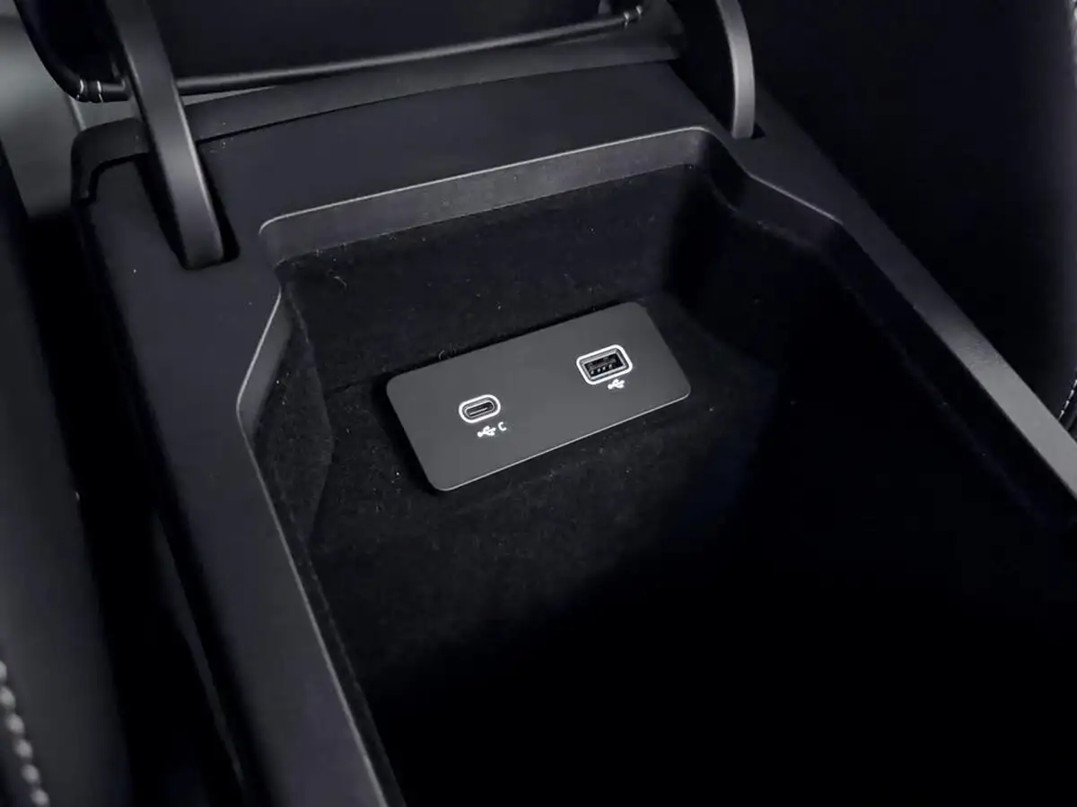 2021-jaguar-e-pace-20-d200-r-dynamic-hse-big-32