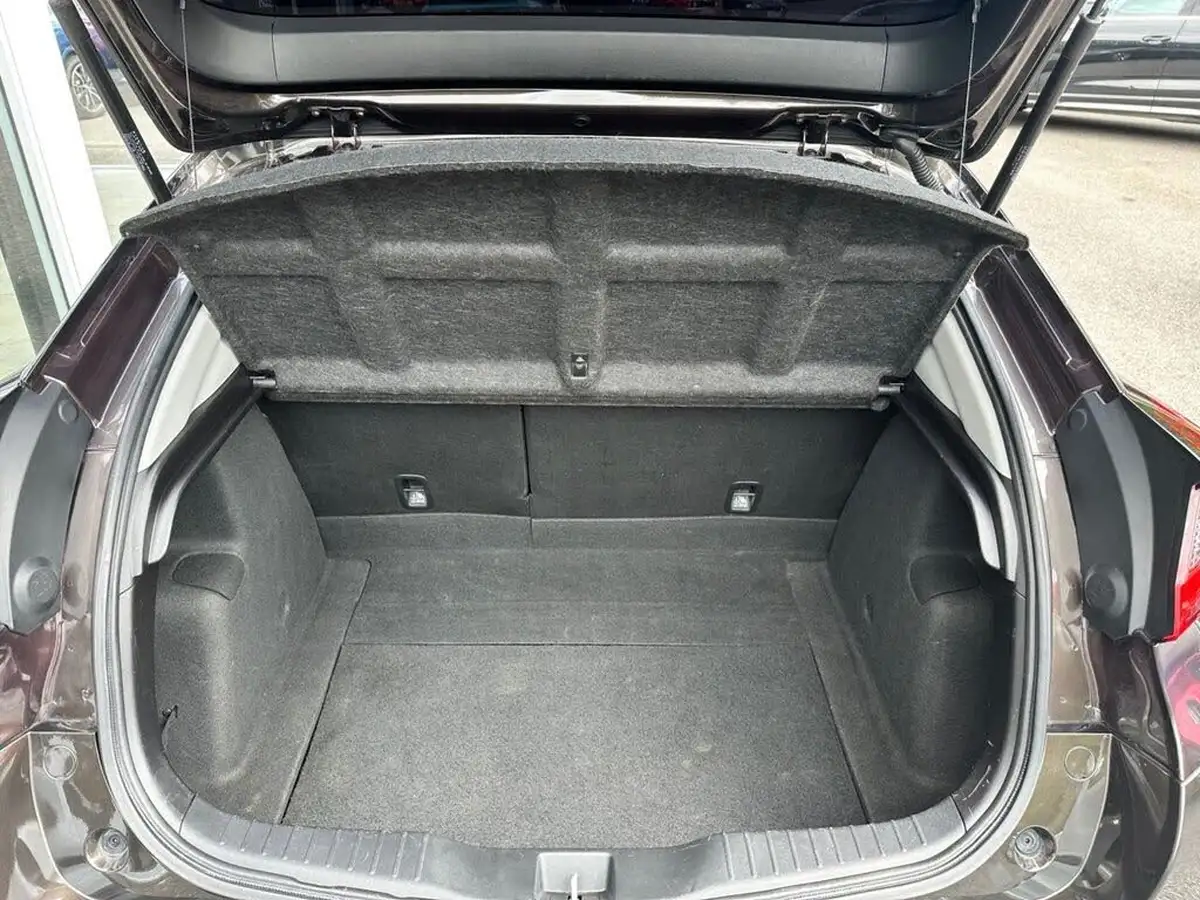 2016-honda-civic-18-i-vtec-se-plus-navi-hatchback-auto-big-22