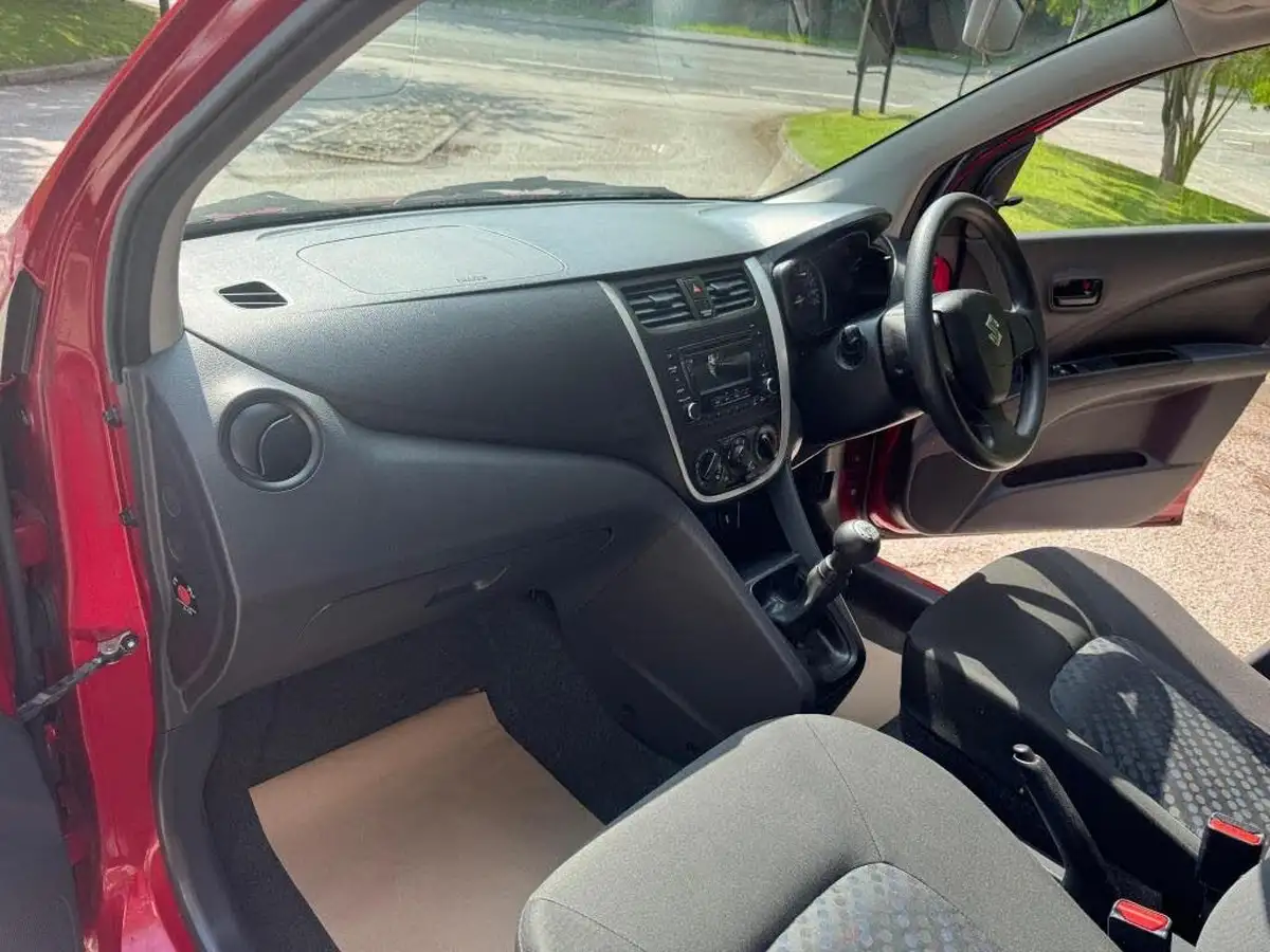 2018-suzuki-celerio-10-sz2-big-15
