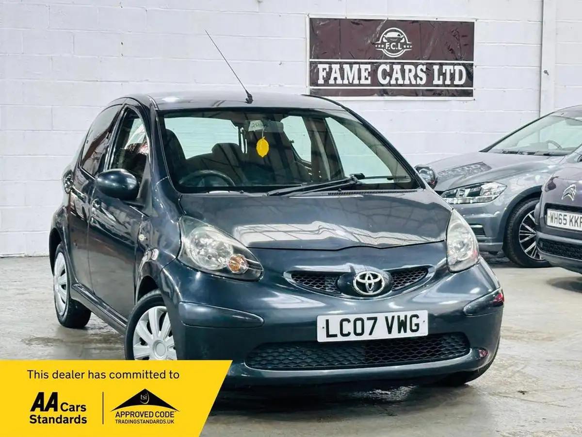 2007-toyota-aygo-10-aygo-5d-mmt-big-0