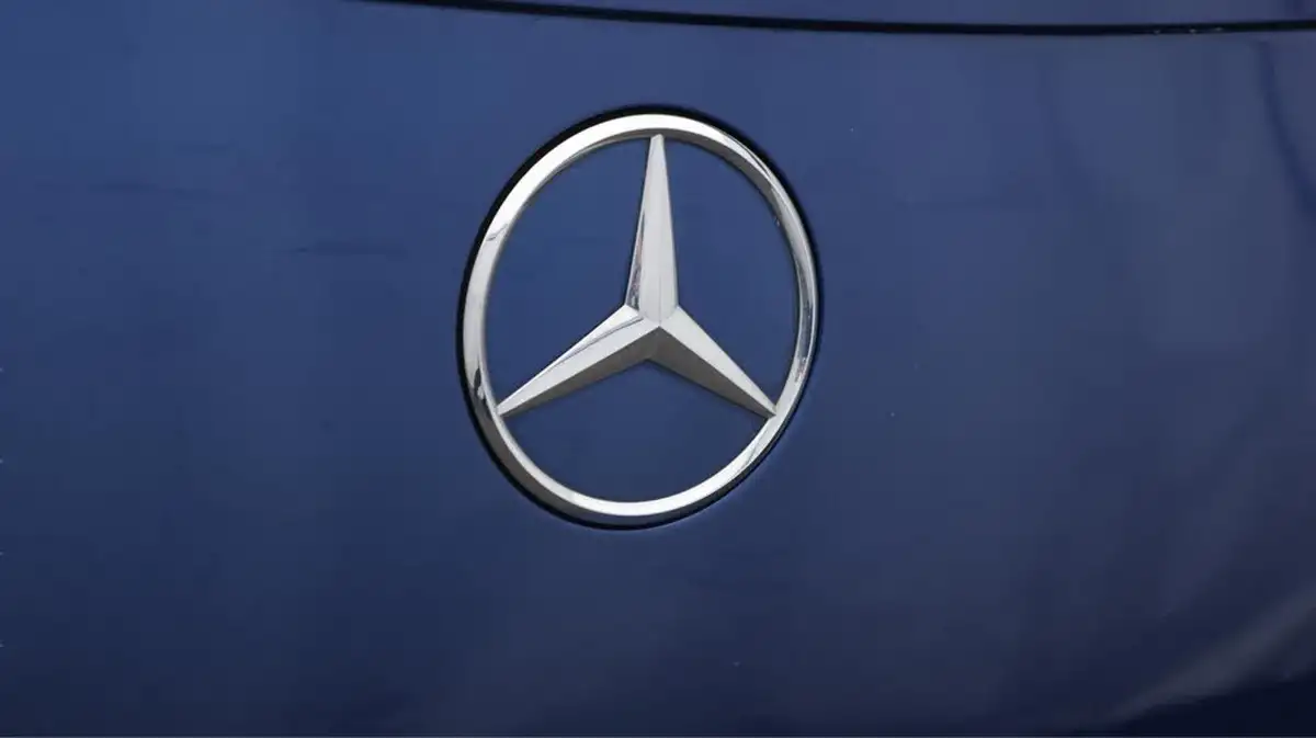 2020-mercedes-benz-c-class-15-c200-amg-line-premiumss-coupe-2d-big-20