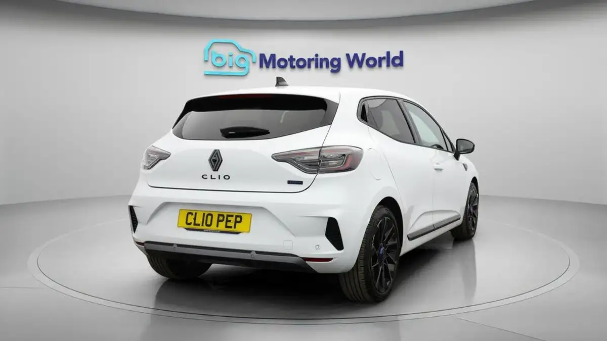 2024-renault-clio-16-esprit-alpine-big-7