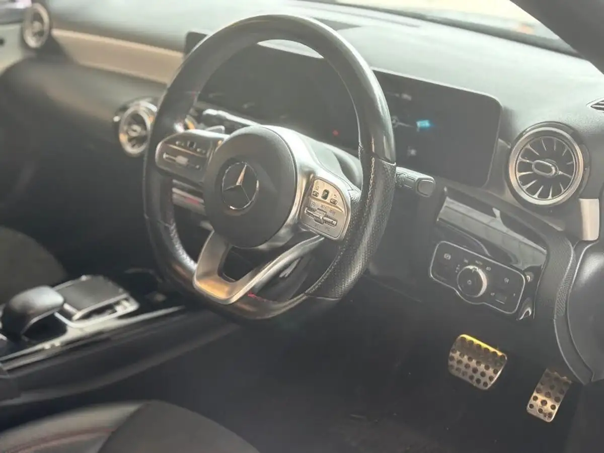 2018-mercedes-benz-a-class-15d-a180d-amg-line-116ps-premiumss-hatchback-5d-7g-dct-big-15