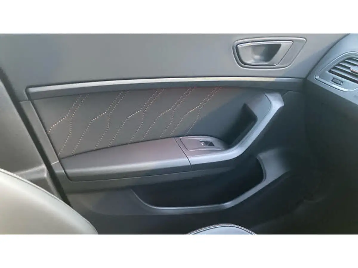2024-cupra-ateca-15-ecotsi-v2-big-31