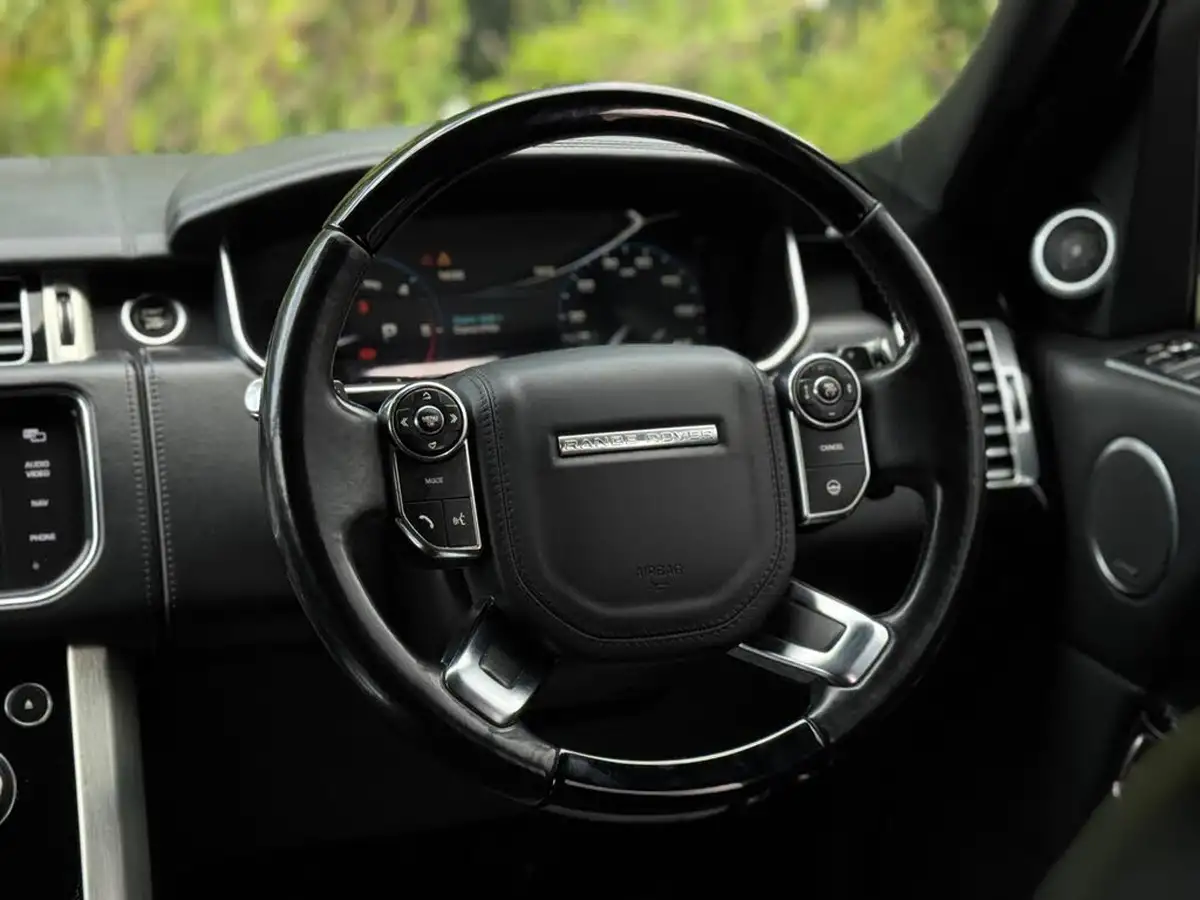 2013-land-rover-range-rover-44-sdv8-autobiography-big-27