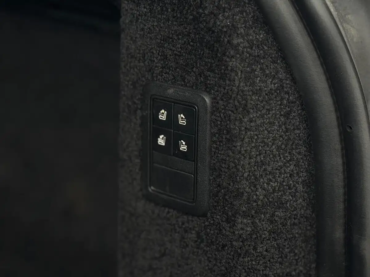 2013-land-rover-range-rover-44-sdv8-autobiography-big-55