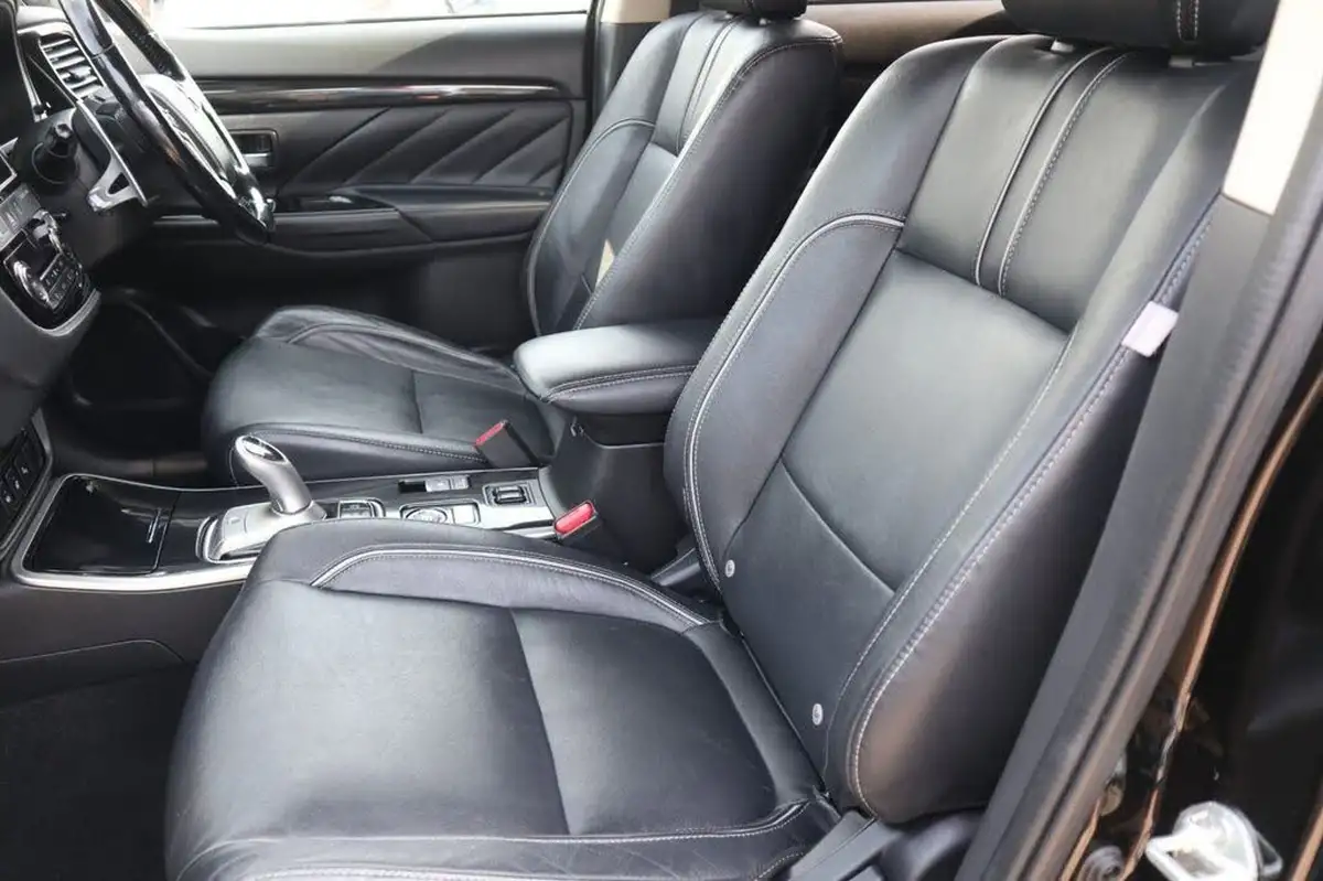 2018-mitsubishi-outlander-20-4hs-phev-5st-big-45