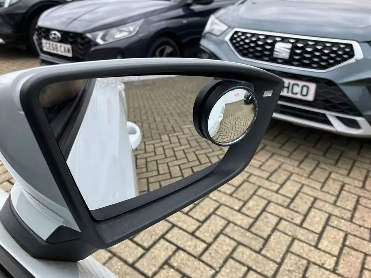 2020-seat-leon-15-tsi-evo-fr-150ps-hatchback-dsg-big-52
